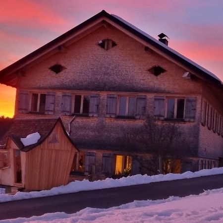 Ferienwohnung Schoenenbuehl ヒッティザウ エクステリア 写真