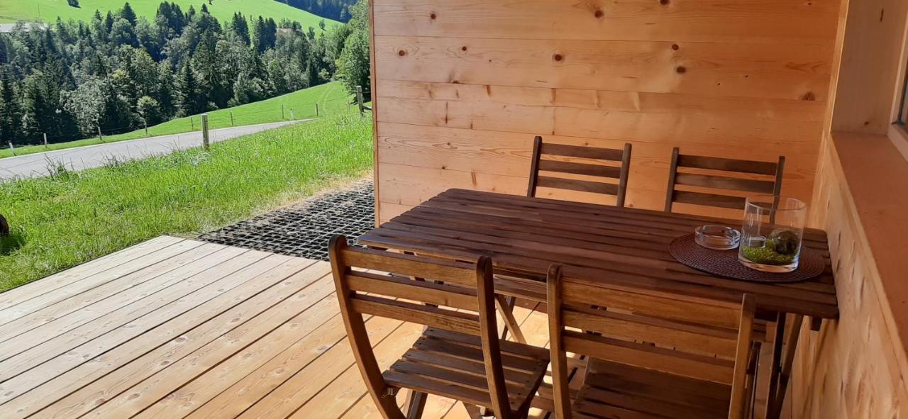 Ferienwohnung Schoenenbuehl ヒッティザウ エクステリア 写真