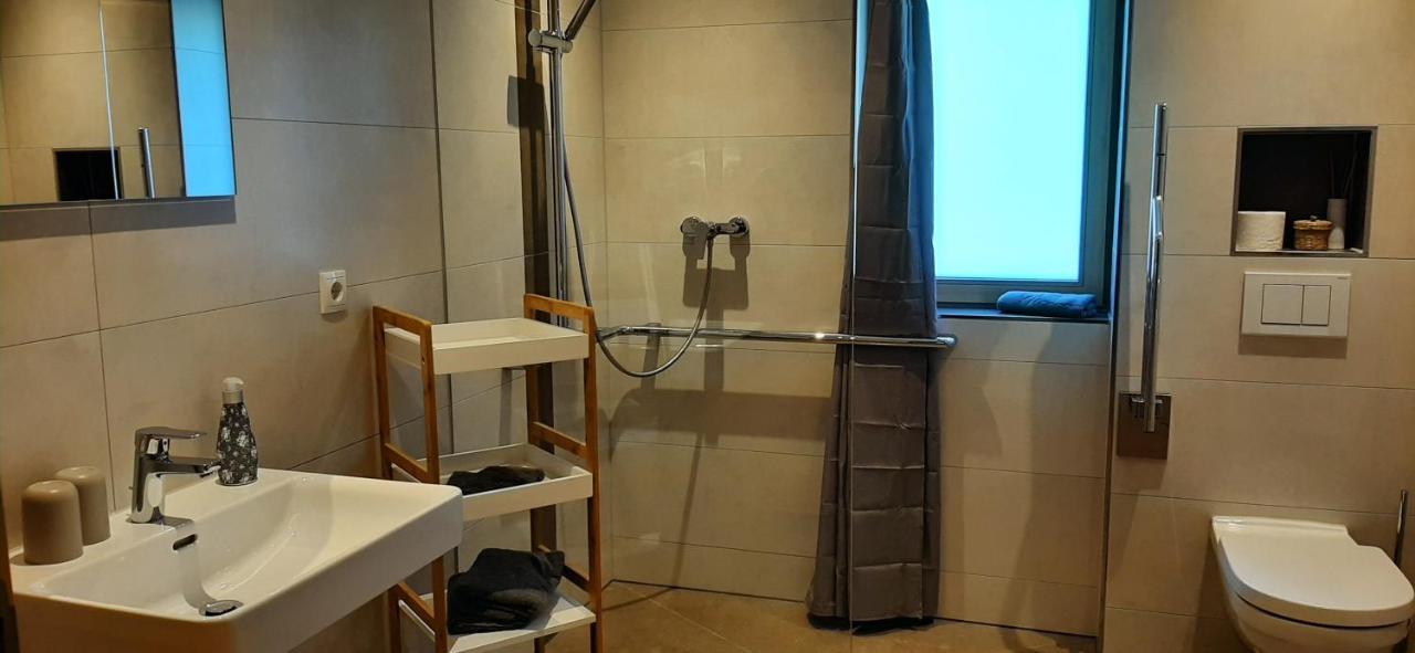 Ferienwohnung Schoenenbuehl ヒッティザウ エクステリア 写真